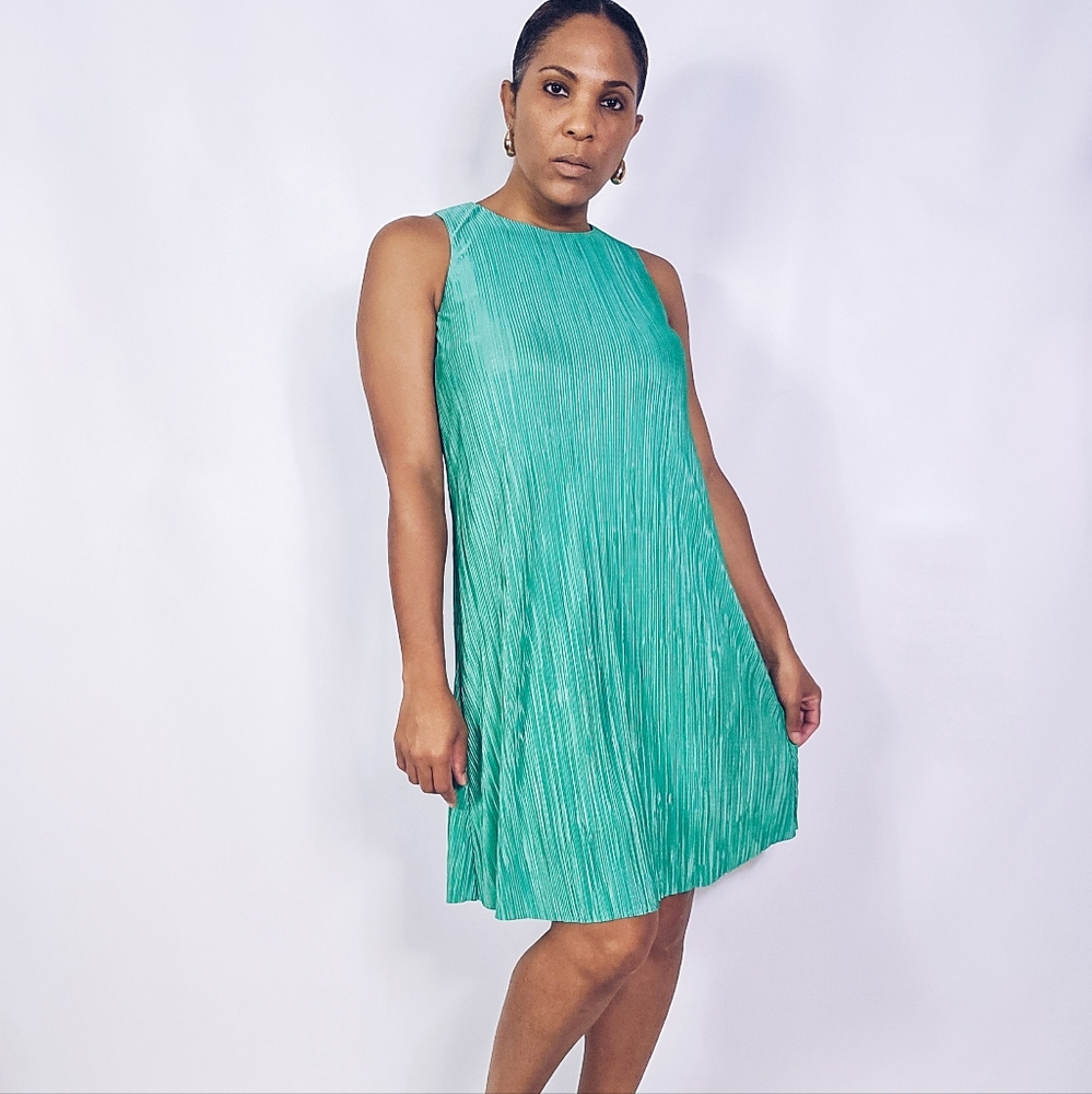 Anne Klein Clover Green Dress